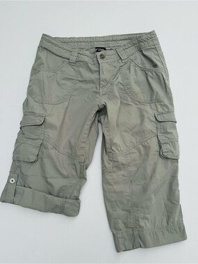 Kuhl Kontra Women Gray Cargo Roll Tab Adjustable Inseam Bermuda Capris Size 4